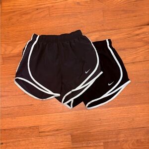 🖤Nike Black Shorts with White Piping🖤